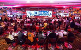 blackjack live casino dealer dan meja permainan